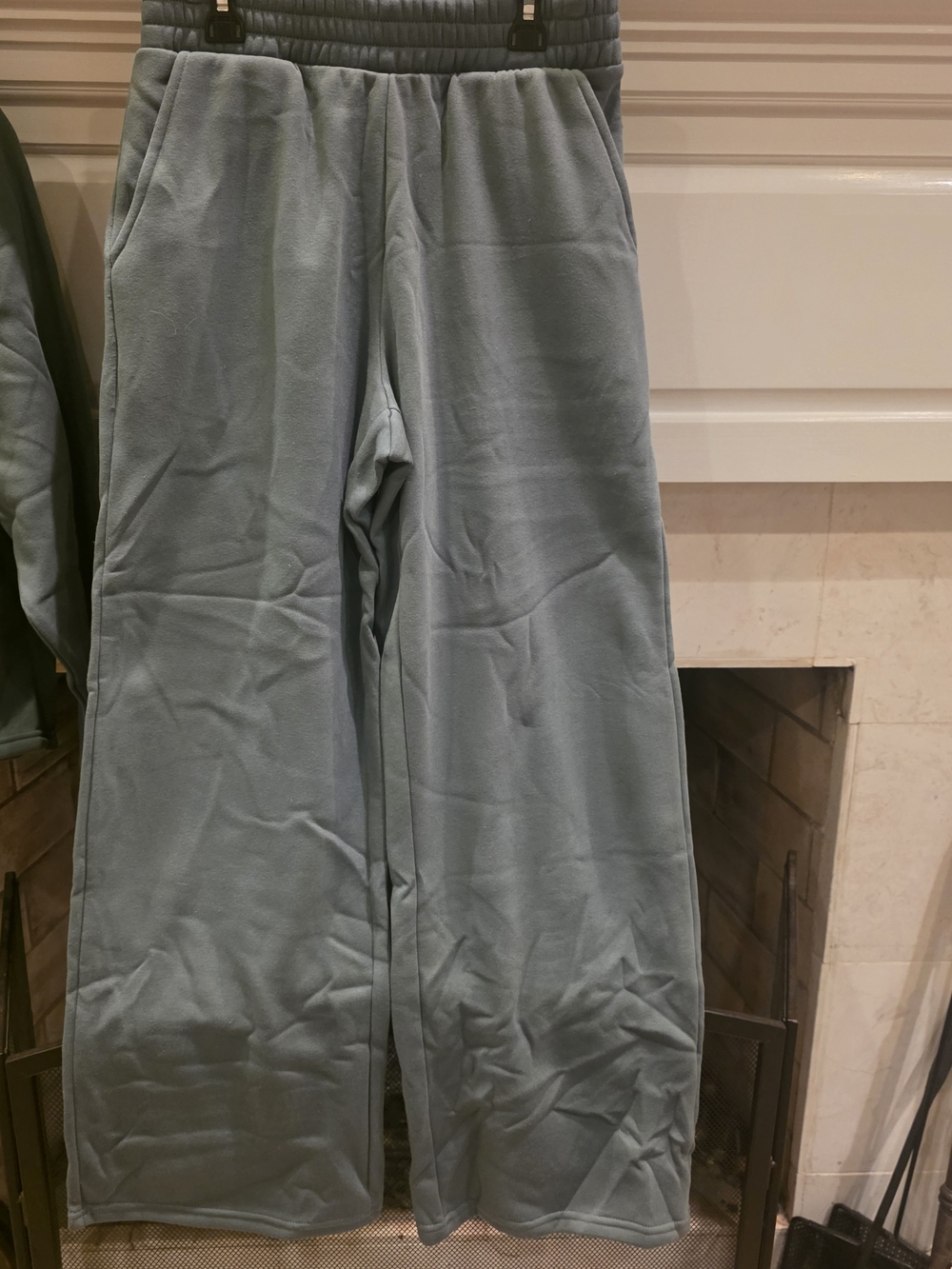 Zenana Outfitters Ash Jade Women’s Wide Leg  Pants & Pullover Set - Picture 3 of 5